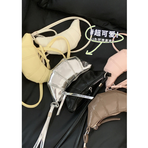 Cross-border French niche texture women's bag 2024 new fashion personalized dumpling bag versatile simple crossbody bag