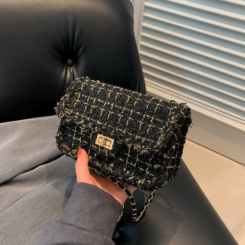 Braided niche temperament fashionable small fragrance bag spring and summer woolen chain new year's one-shoulder cross-body handbag