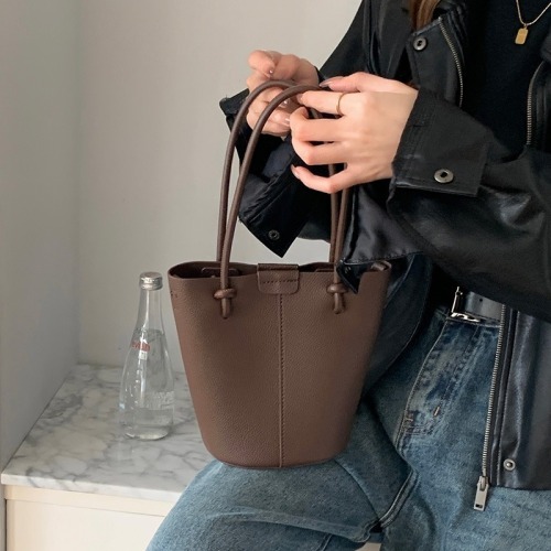 Bucket Bag Women's New Korean Style Versatile Litchi Pattern Textured Vegetable Basket Portable One-Shoulder Crossbody Bag