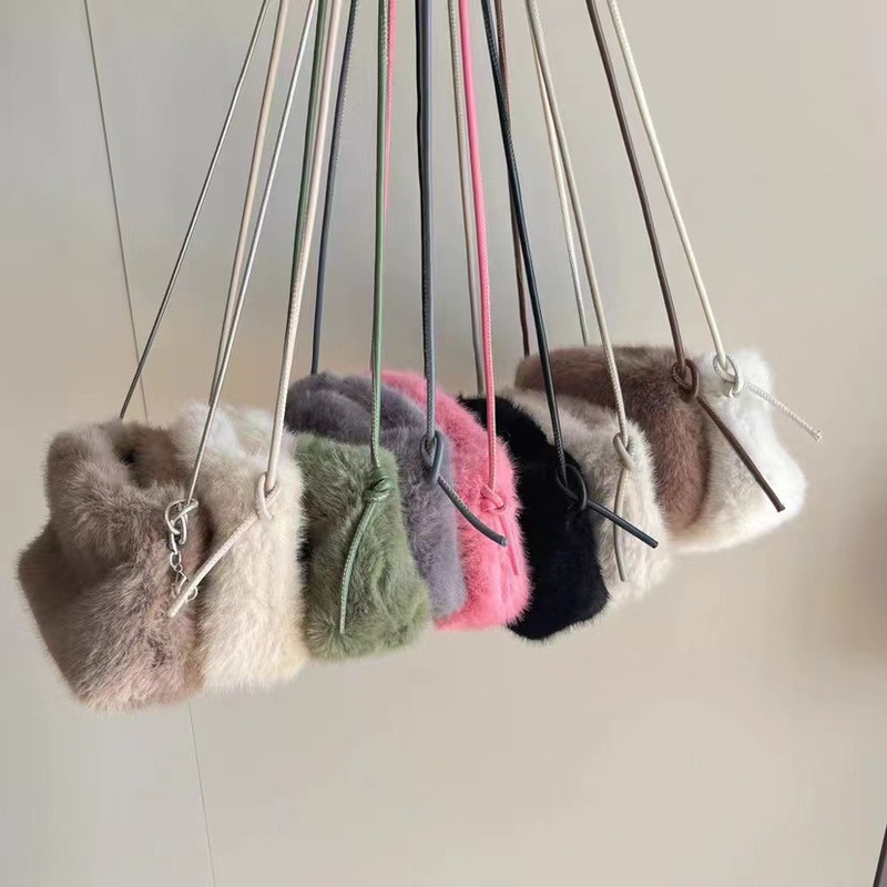 New autumn and winter plush bags for women, cute coin lipstick, plush bags, small fresh headphones, mini shoulder crossbody bags