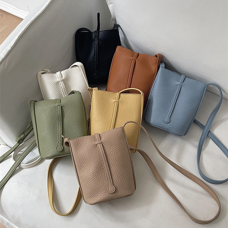Amazon's new all-match small bag for women genuine soft leather vertical mobile phone bag adjustable crossbody mini shoulder bag