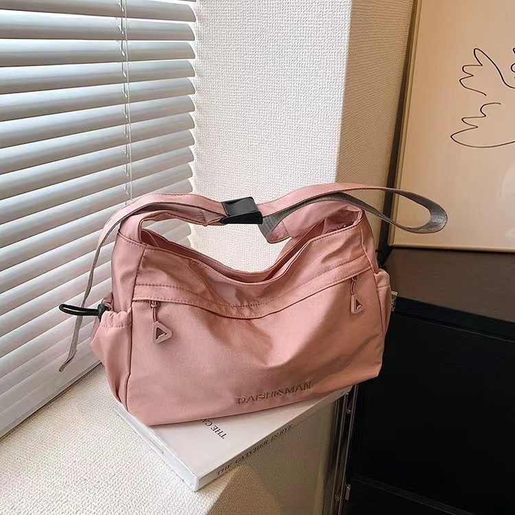 Large-capacity handbag women's new casual Oxford woven tote bag niche fashion simple trendy armpit bag