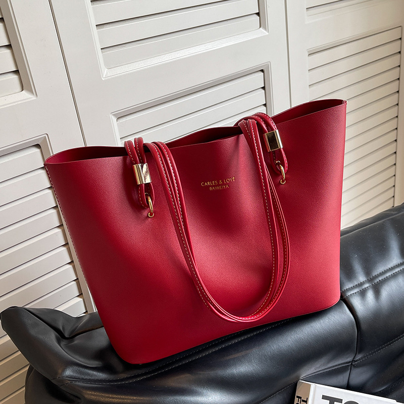 Summer red bag for women 2024 new trendy simple tote bag large capacity shoulder commuter bag bridesmaid bag