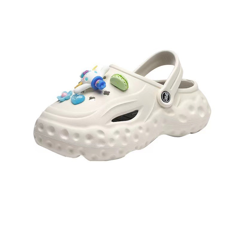 Women's Summer Cute Cartoon Crocs for Outerwear 2023 New Girly Thick-soled Versatile Non-Slip Baotou Sandals