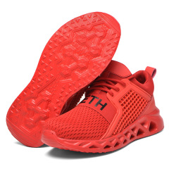 Spring fly-woven breathable mesh safety shoes summer four seasons soft construction site protective shoes anti-smash and puncture-proof labor protection shoes for men