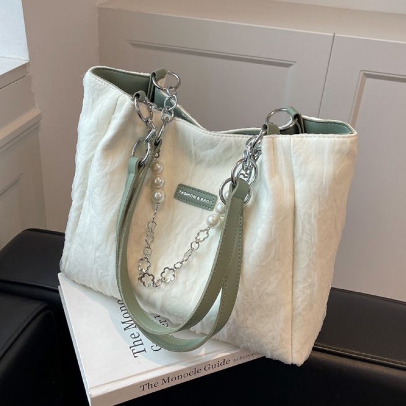 Niche sense fog gauze tote bag women's new pearl chain handbag large capacity single shoulder Beilimuling