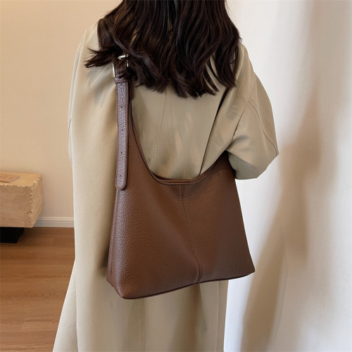 Fashionable niche high-end crossbody shoulder large bag for women 2024 new style this year's popular soft leather tote bag