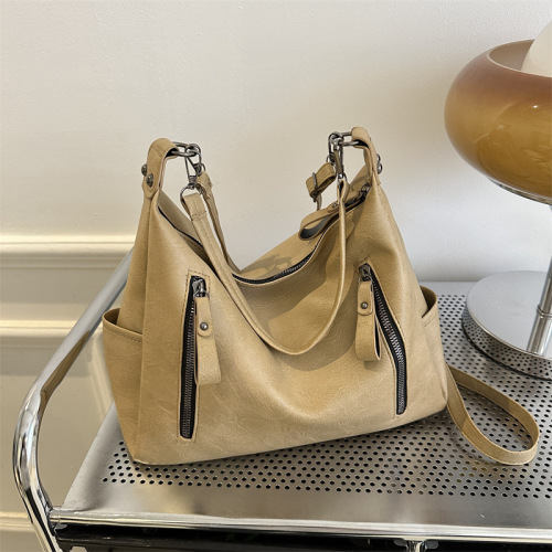 Women's Commuting Bag Women's New Autumn Fashion Simple Shoulder Bag Retro Large Capacity Crossbody Tote Bag
