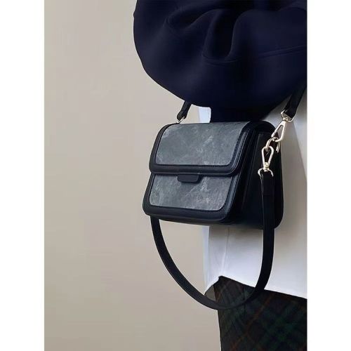 High-end light luxury niche design trend 2024 new women's bag high-end portable shoulder armpit bag crossbody bag