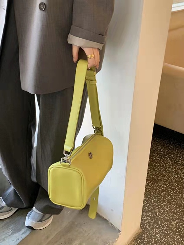 Bags for women spring new niche design ins student spring and autumn single shoulder crossbody bag Boston cylindrical bag