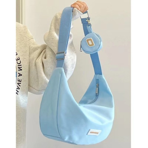 Nylon dumpling bag spring and summer ins trendy canvas bag versatile literary dumpling bag college student unit price messenger bag