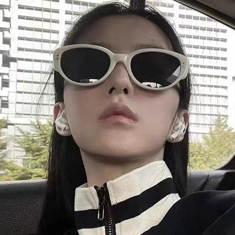 Oval Cat Eye Sunglasses Women's High-end Retro Big Face Slimming 2024 New Anti-UV Sunglasses
