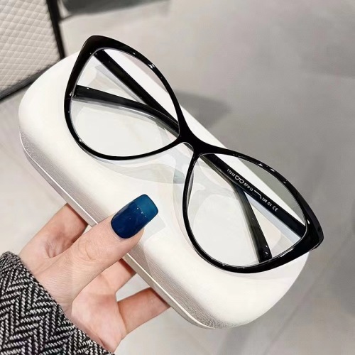 Retro cat-eye myopia glasses for women, internet celebrity large-frame anti-blue light flat mirrors, Korean style plain mirror frame glasses