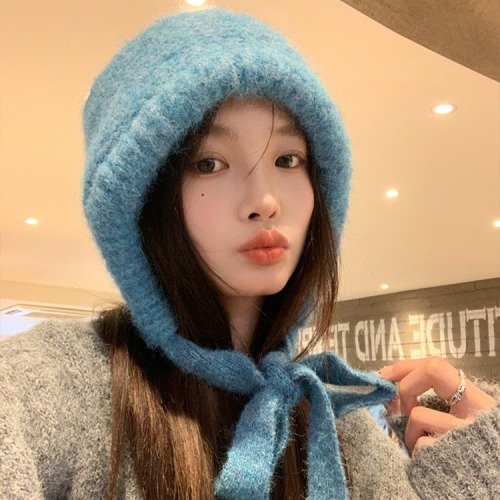 Autumn and winter warm Maillard knitted hat wool blend bag hood versatile woolen hat crossbody bag cold hat