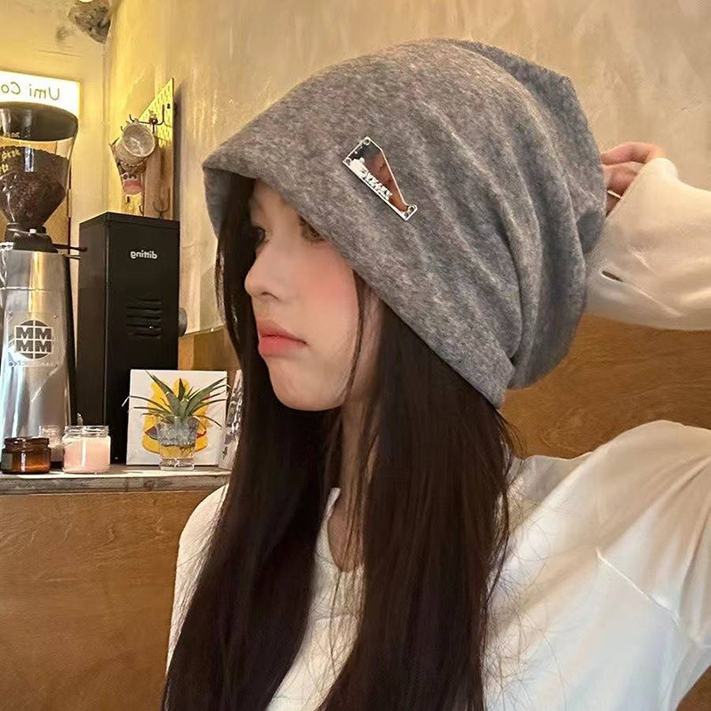 Lazy style big head circumference pile hat metal label Baotou hat female autumn Internet celebrity retro cold hat knitted hat