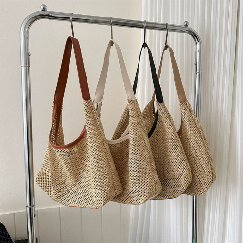 Summer new popular women's handheld woven bag, fashionable and stylish shoulder tote bag, seaside travel beach straw bag