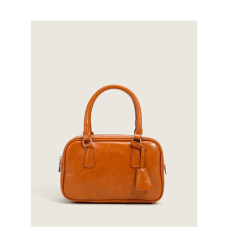 Niche trendy brand new retro lightweight commuter bag oil wax leather handbag versatile large capacity Boston bag