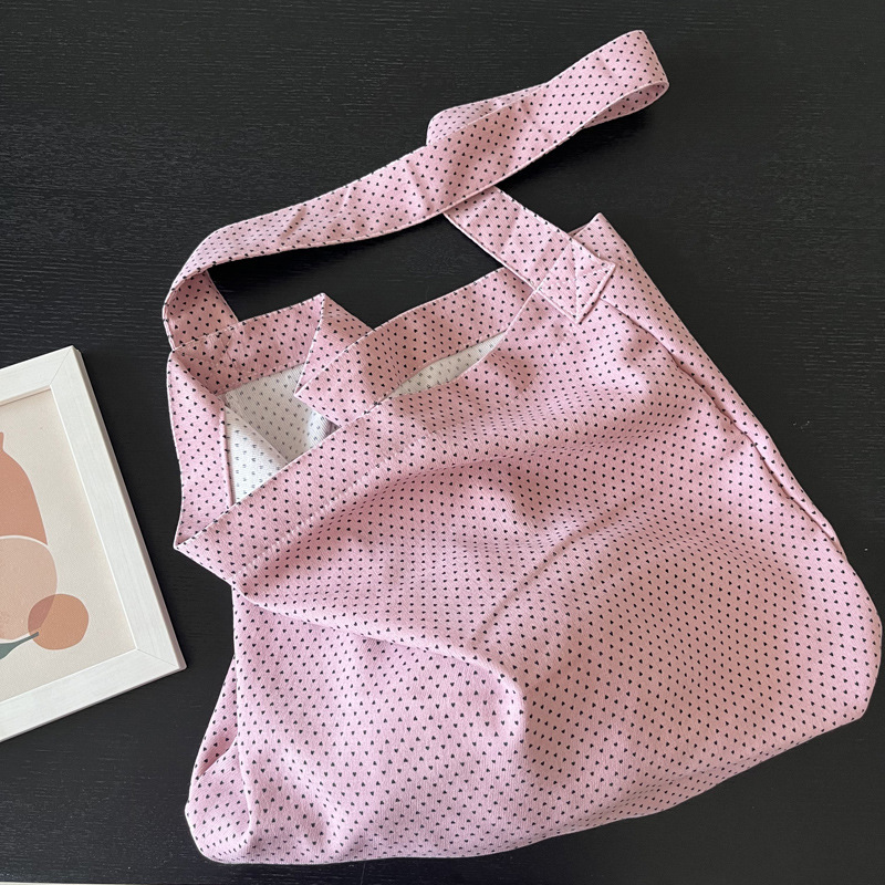 Korean version of ins same berry pink small heart corduroy shoulder bag niche fresh and versatile large capacity canvas bag for women