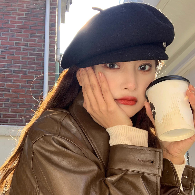 Designer woolen woolen beret for women with large head circumference, winter Korean version of Internet celebrity newsboy hat showing face, small warm painter hat