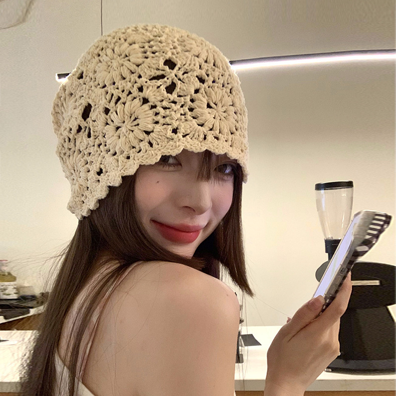 Japanese hand-woven Baotou hat women's spring and autumn thin hollow woolen hat retro literary knitted hat pile hat