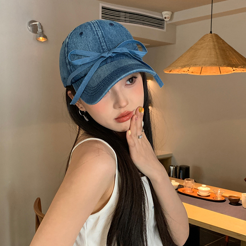 Internet celebrity new fashion little love face showing little cowboy bow strap duck hat out on the street versatile baseball cap