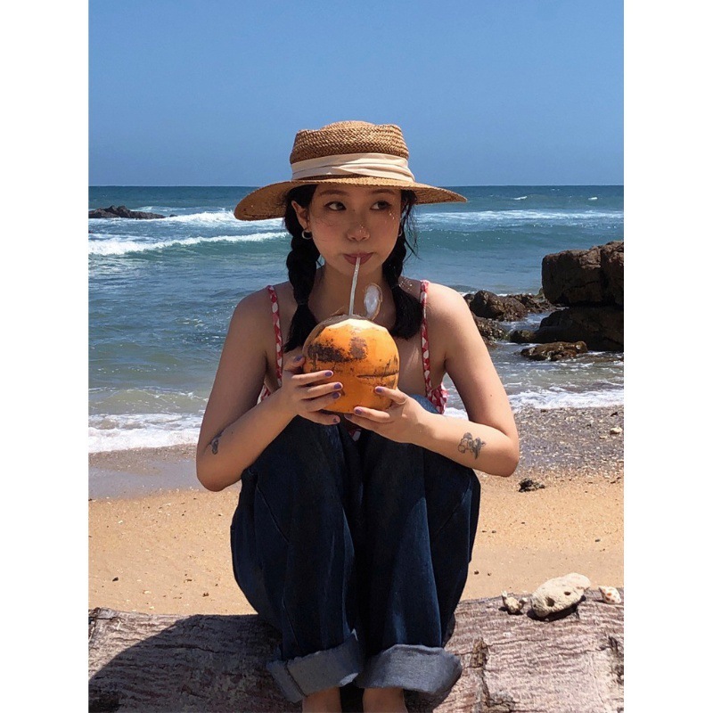 [Then go on vacation at the seaside] Hollow flat-top straw hats for summer travel, Internet celebrities take photos and concave shape sun hats are trendy