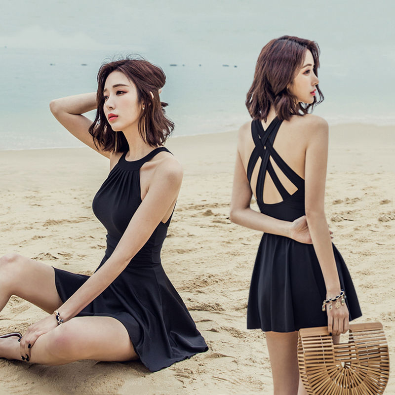 Women's new summer swimsuit, conservative belly-covering, slimming, high-end one-piece skirt style, fashionable and sexy ins style hot spring swimsuit
