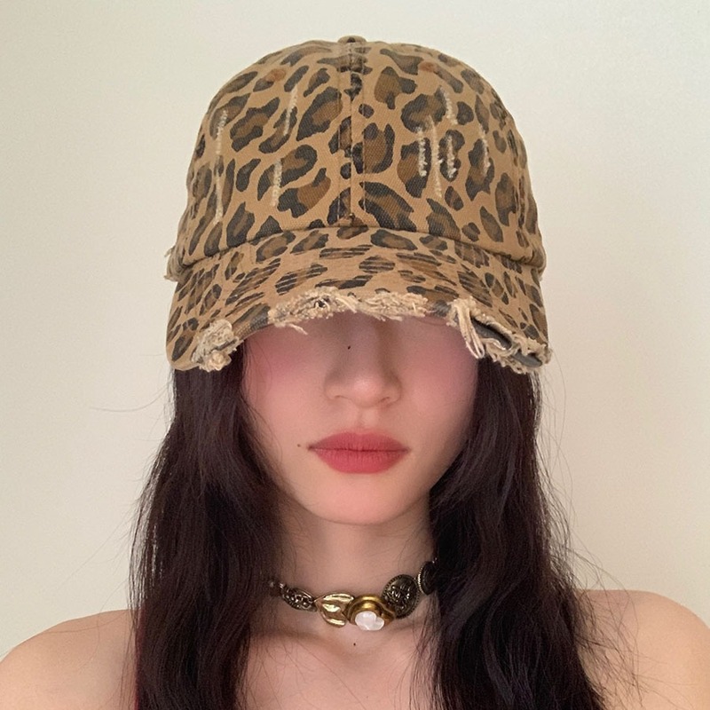 American retro distressed leopard print baseball hat for women, street fashion, cool personality, small peaked cap, sun protection sun visor
