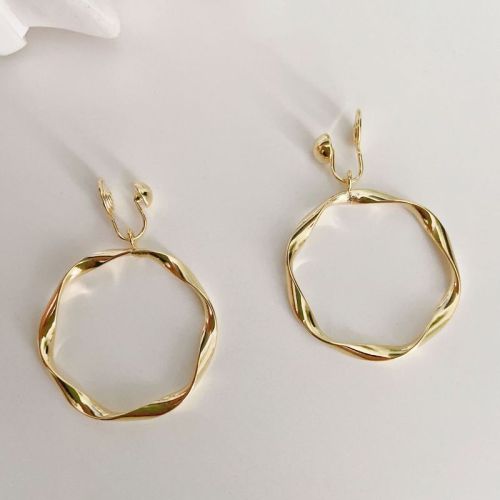 Retro hoop earrings for women Hong Kong style mosquito coil ear clips without piercing exaggerated earrings earrings