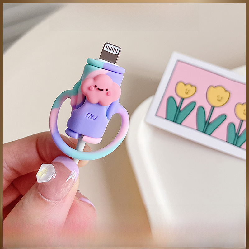 New cartoon data cable protective cover, silicone small animal protection wire breakage, mobile phone charging head protective cover