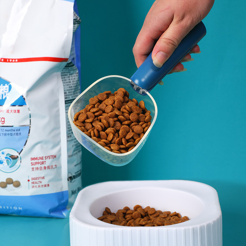 New pet food spoon transparent with scale measuring food spoon cat and dog pet food scooping food spoon