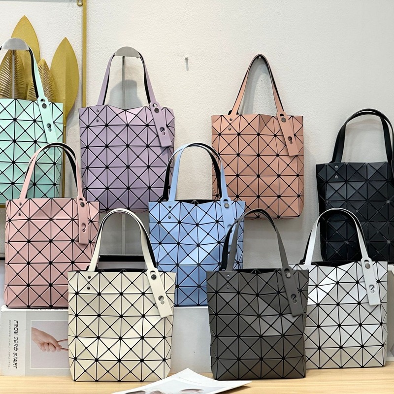 Japanese new limited edition diamond bag small square box bag fashion handbag women's bag trend