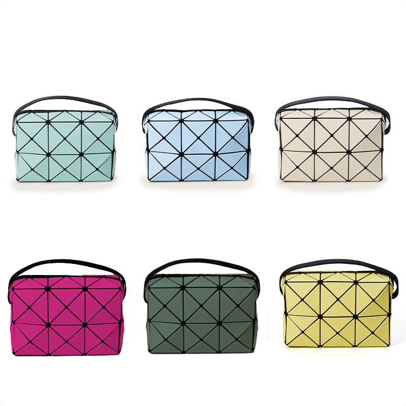 Cupid Small Square Bag New Geometric Triangular Piece Box Bag Women’s Niche Diamond Pattern Large Supply Quantity Discount