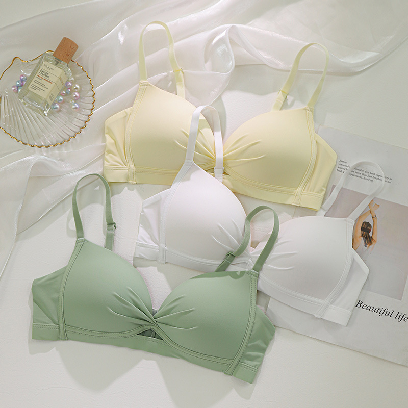 Summer new style hollow thin underwear for women with big breasts showing small breasts and gathering up seamless girls' secondary breasts and anti-sagging bras