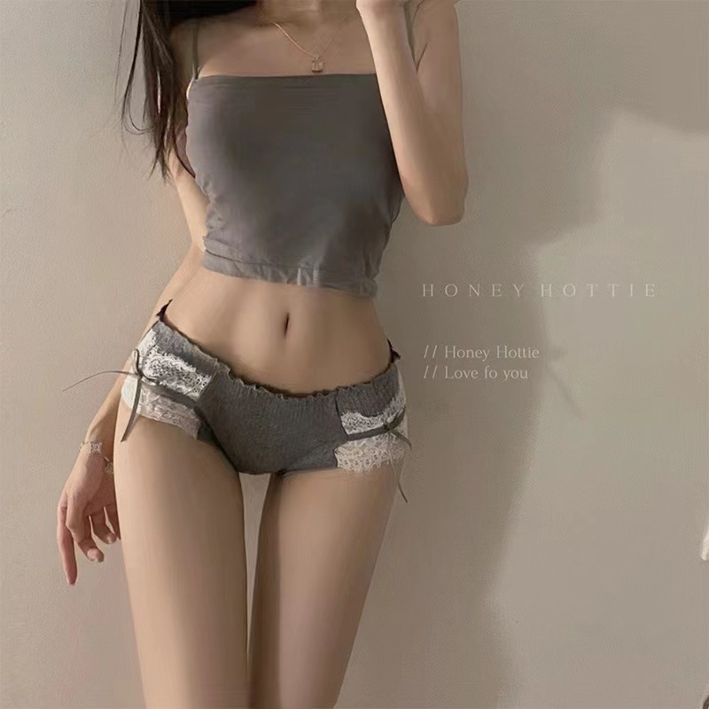 Japanese pure lust lace bow seamless cotton girl panties buttocks sexy low waist ice silk triangle shorts cotton