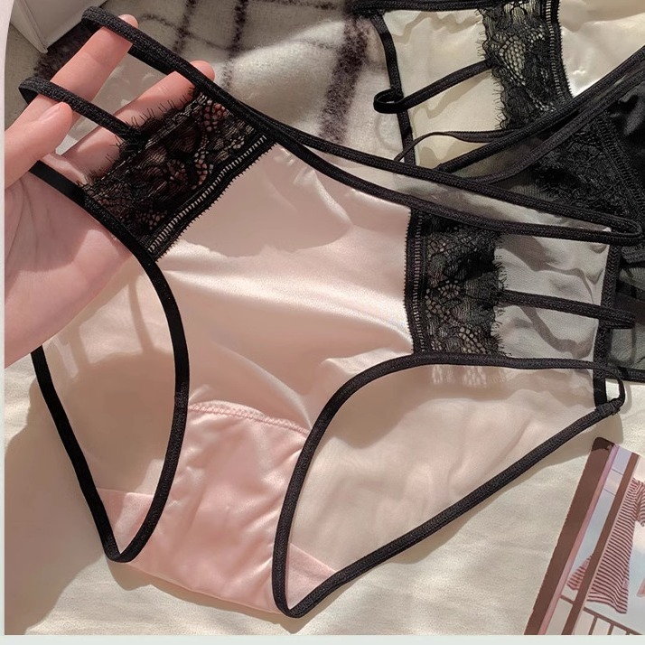 Dreamland of Love~French Satin Girls’ Pure Desire Hollow Women’s Underwear, Feminine and Fashionable