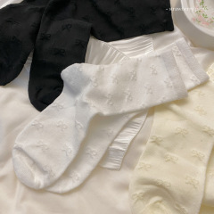 Little bows with milky breasts/Japanese Lolita pure white socks for girls, versatile mid-calf socks, piles of socks