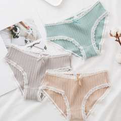 Spring and summer breathable ribbed cotton briefs Korean style breathable women's low-waist pit strip lace edge seamless underwear