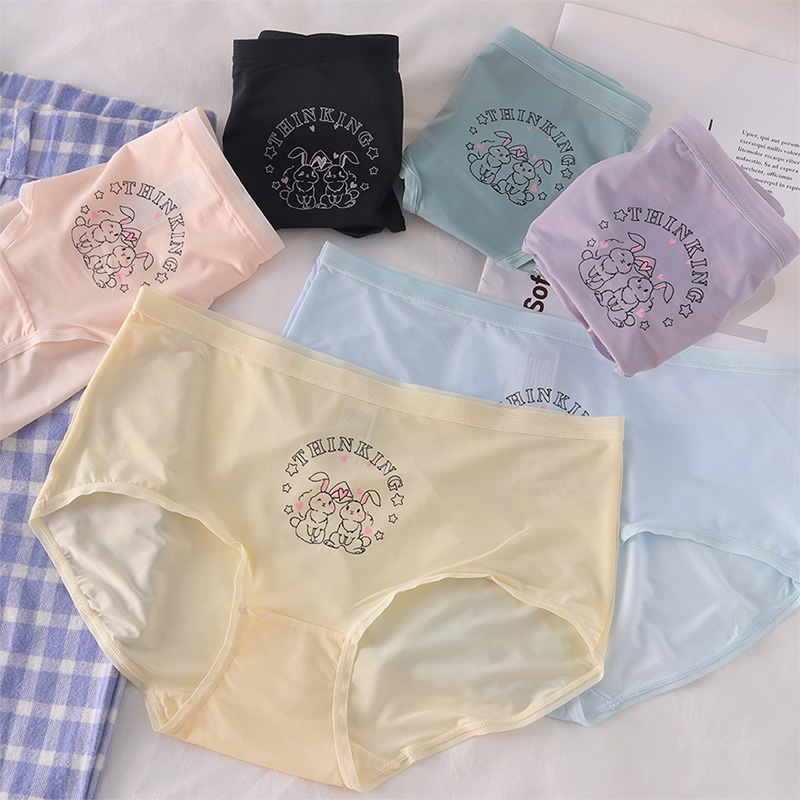 F-171 fashionable and delicate feel women's underwear, mid-waist, high elasticity, comfortable and hip-covering, small fresh color, high grade and 0 sense