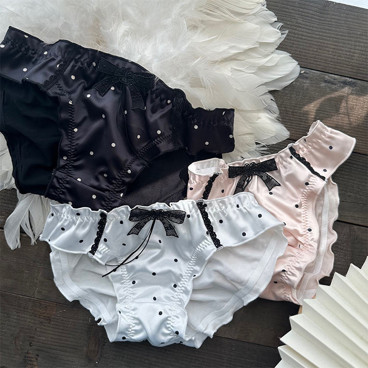 Spot fresh/polka dot satin splicing cotton comfortable heavy industry bow cute and sweet girl underwear
