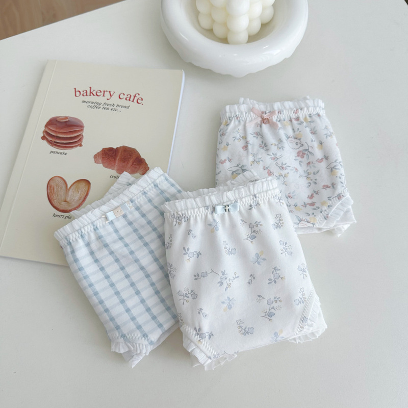 N8326 Japanese pastoral style floral plaid bunny cotton comfortable mid-waist underwear women's pure cotton girl's briefs