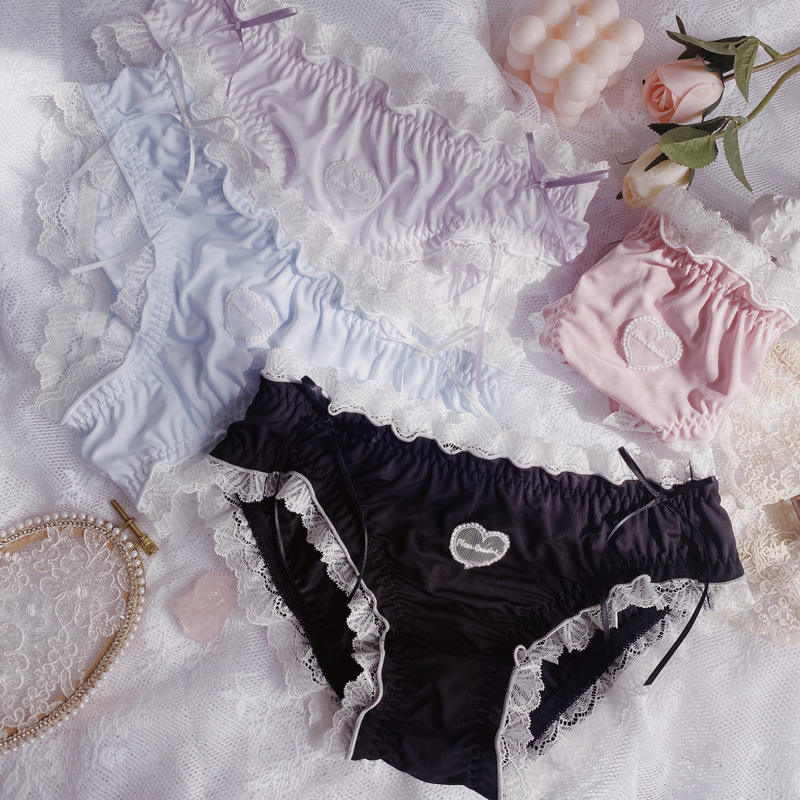 Underwear for girls, cute Japanese style milk silk hip-covering sexy women's bow breathable mid-waist lace briefs