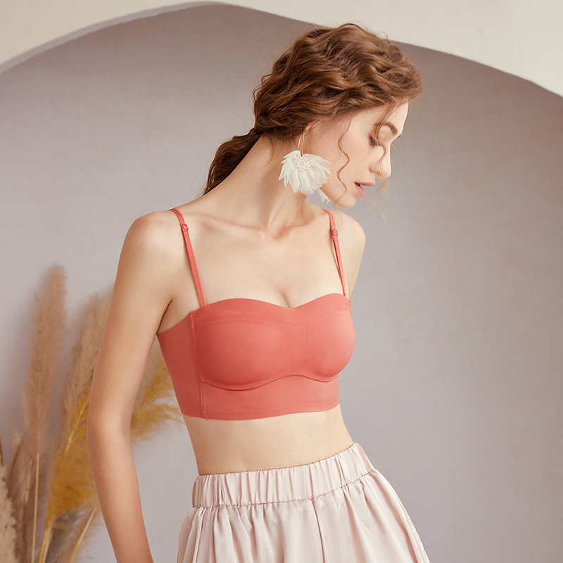 Spring and summer new glossy dress tube top underwear, no rims, removable small straps, sexy invisible bra