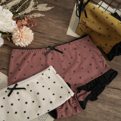 Japanese fresh, soft and warm polka-dot cotton fungus bow embellished with cute mid-waist bag hip boxer briefs