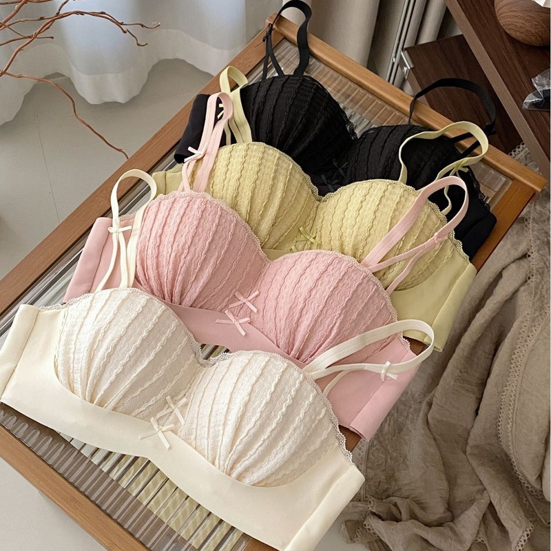 Sweet lace women's underwear, small breasts gathered, no empty cup, two-wear strapless flat bra set, spring and summer new style
