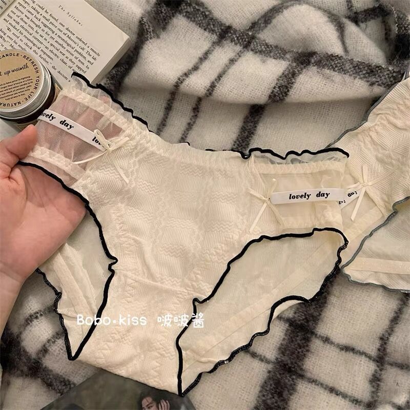 Japanese pure lust style girl underwear women's new mid-waist pure cotton antibacterial cotton crotch girls sexy briefs