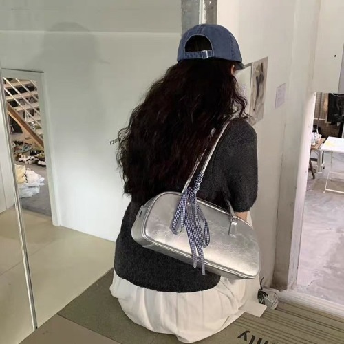 Korean Spring New Ballet Style Handbag Trendy Versatile Silver Shoulder Bag Niche Armpit Large Capacity Pillow Bag