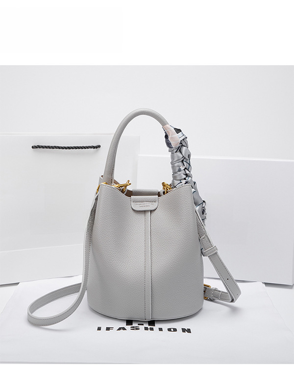 Bags for Women 2024 New Genuine Leather Bucket Bag Portable Vegetable Basket Women's Bag High-end Large Capacity Shoulder Crossbody Bag