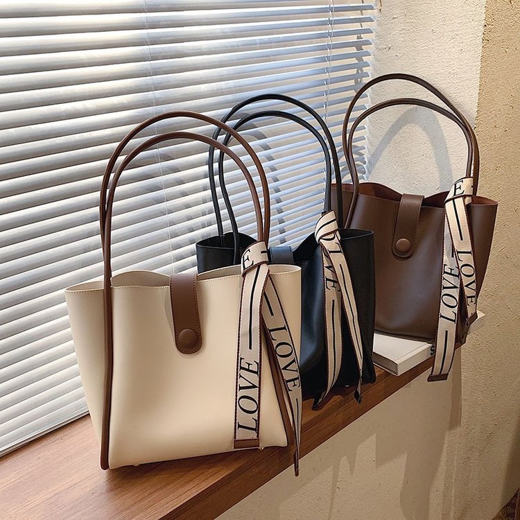 Cross-border wholesale bags women's bags high-quality large-capacity shoulder bags women's 2024 casual women's bags mother-in-law tote bag