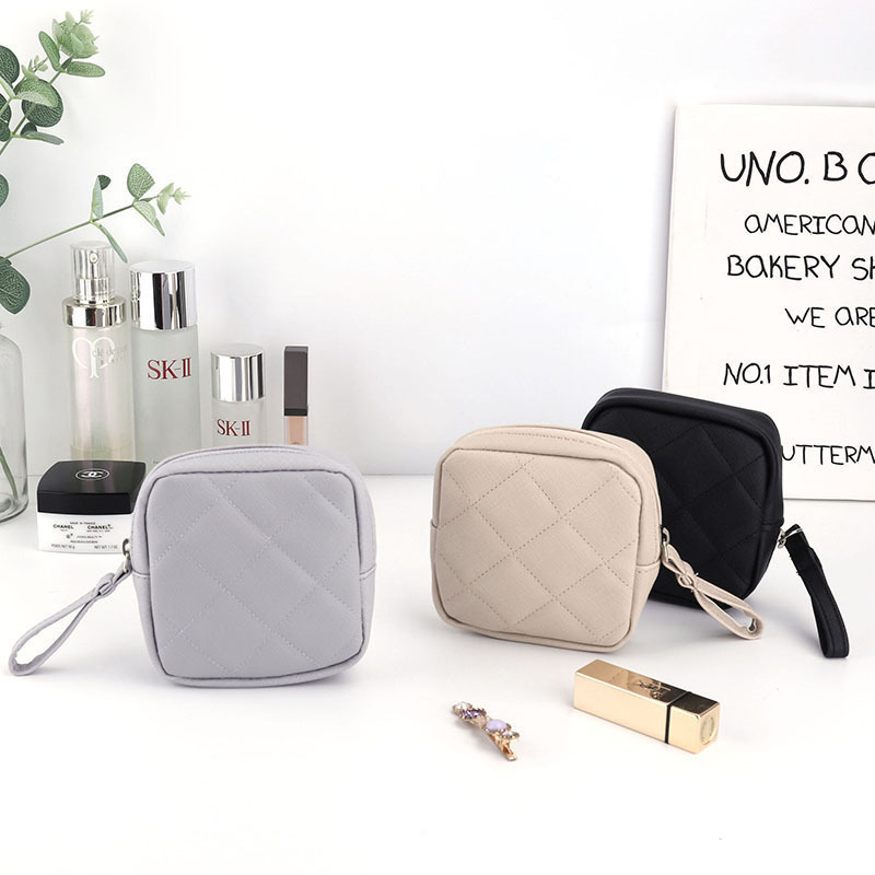 Coin purse for women, mini cute key bag, card holder, thickened square sanitary napkin storage bag for students